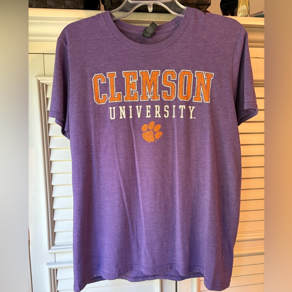 Clemson University Tee Size M